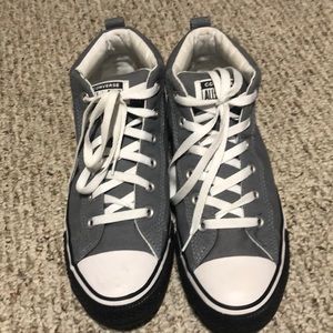 Converse Chuck Taylors All Stars Sneakers Mid-Top